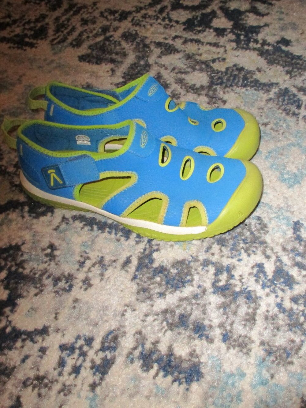 Keen Stingray Water Sandals in Brilliant Blue Chartreuse Green Size 5 Outdoor